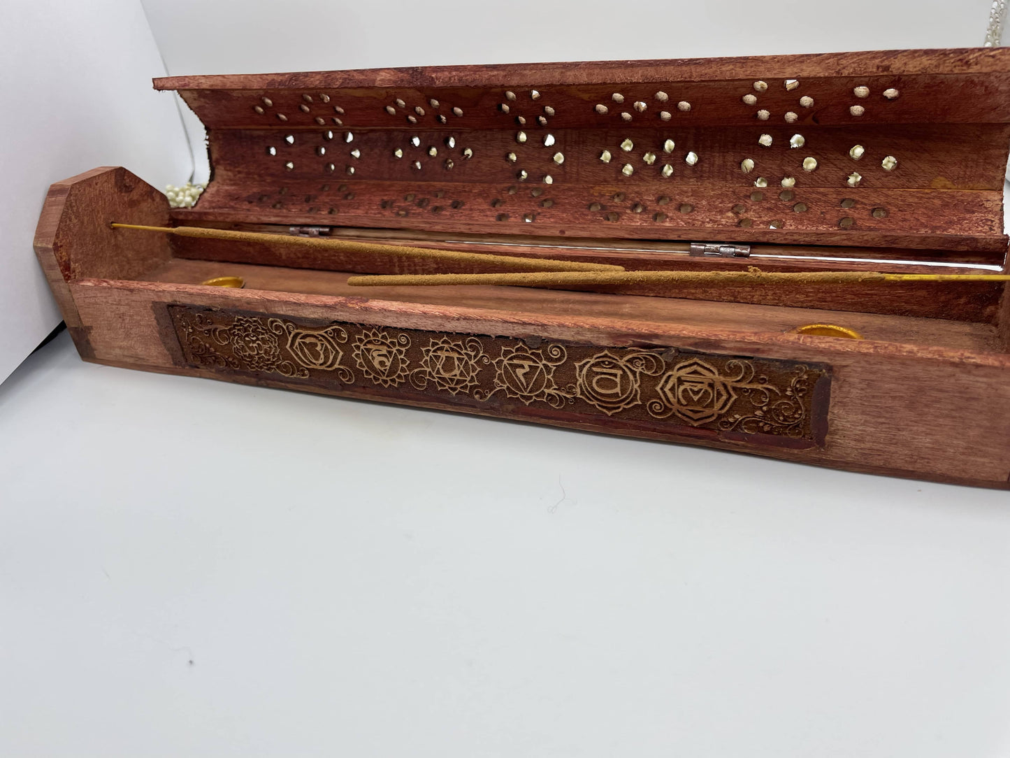 Kistchen-Halter Räucherstäbchen 7 Chakren