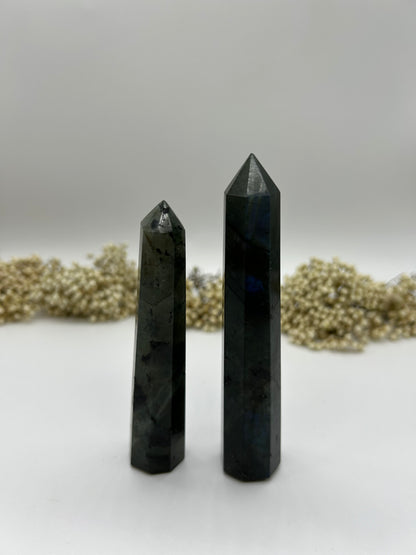 Labradorit Obelisk