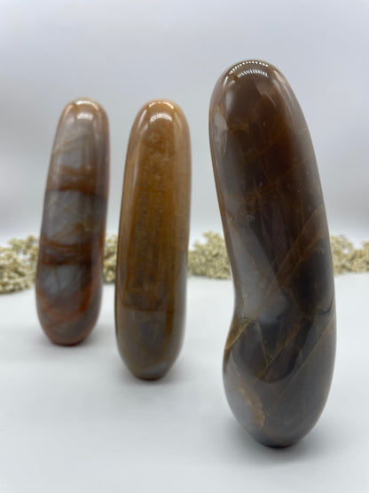 Mondstein Phallus